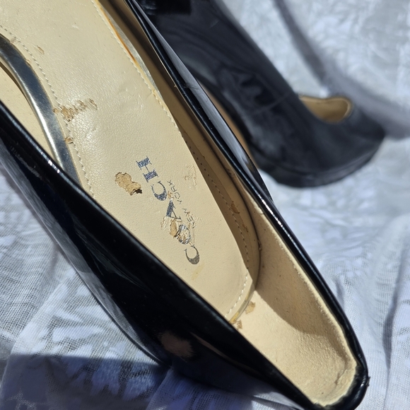 Coach Black Patent Leather Pumps Size 7.5 - Picture 9 of 9